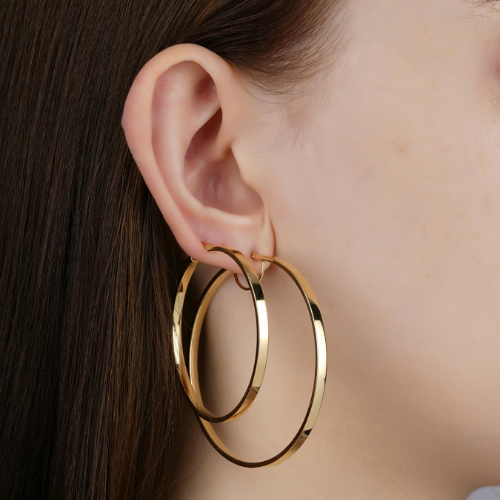 Golden hoops earing